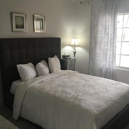 Courtyard Villa Hotel 滨海劳德代尔 外观 照片
