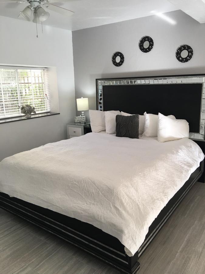 Courtyard Villa Hotel 滨海劳德代尔 外观 照片